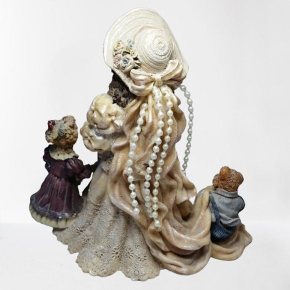 Yesterday's Child Collectible Figurine - "The Future" - The Dollstone Collection - Picture 2 of 3